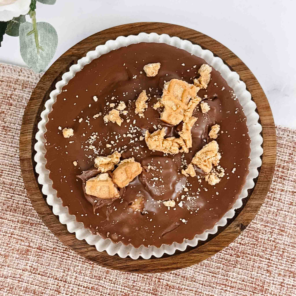 Big Peanut Butter Cup Nutter Butter, milk chocolate, overhead view