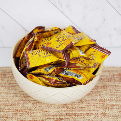 Mel E Gengibre Candy in Decorative Ceramic Bowl